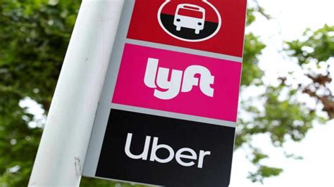 Minneapolis considers minimum wage for Uber, Lyft drivers